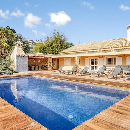 Casa De Apra By Portucasa Villa
