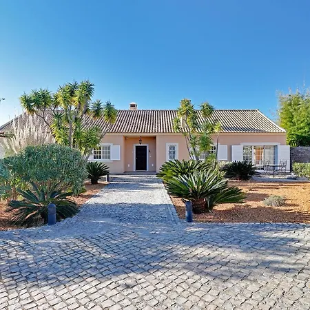 Casa De Apra By Portucasa Loulé